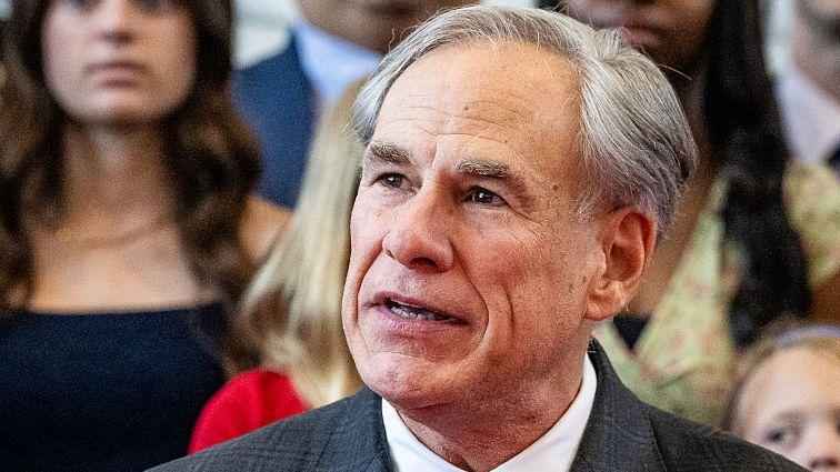 The Governor of Texas is looking for the judicial order to dismiss the top democrat that fled over the voting card in row